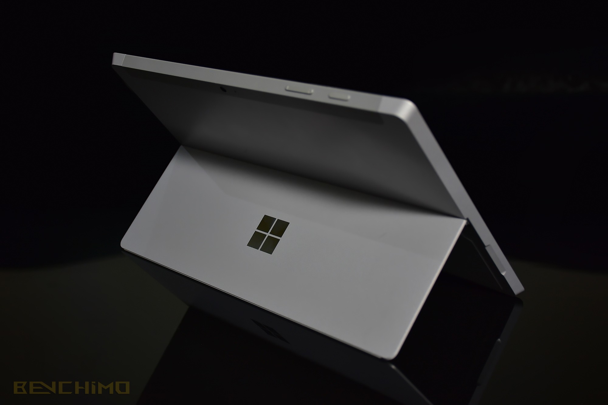 Microsoft Surface-benchimo / بروزرسانی ویندوز 10