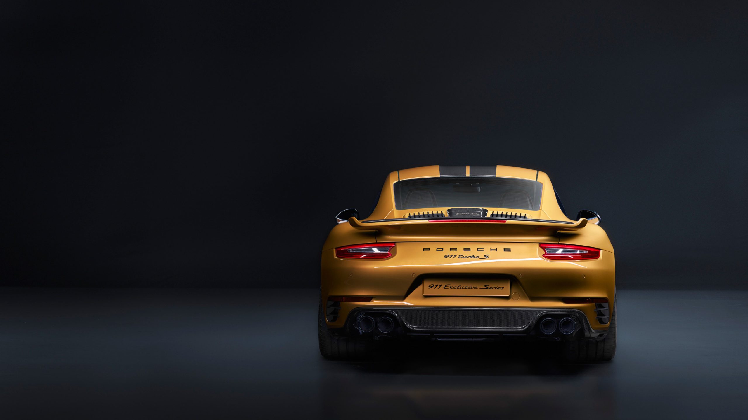 تصویر زمینه Porsche-911