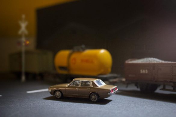 1 87 ماکت خودرو