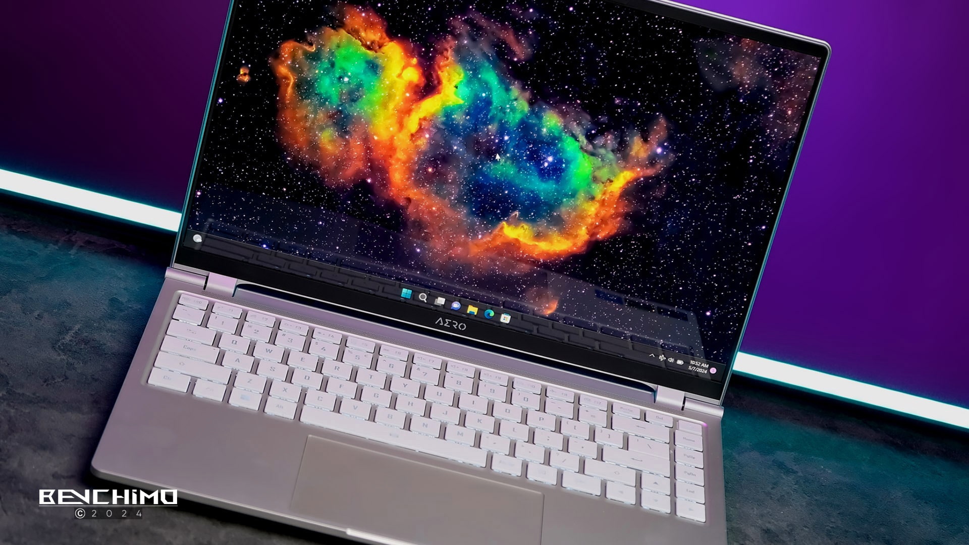 بررسی تخصصی لپ تاپ Aero 14 OLED BMF گیگابایت