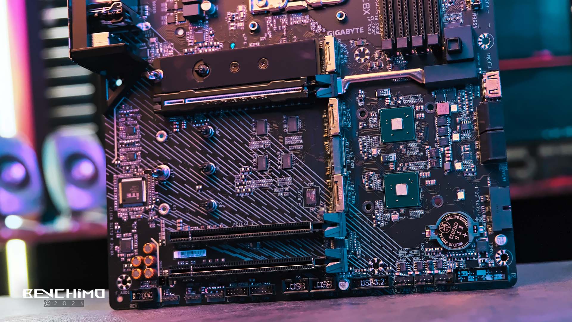 کانکتورها و هدرهای مادربرد X870E AORUS ELITE WIFI7