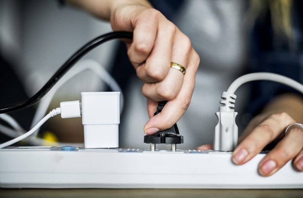 تفاوت محافظ یخچال با تلویزیون چیست؟