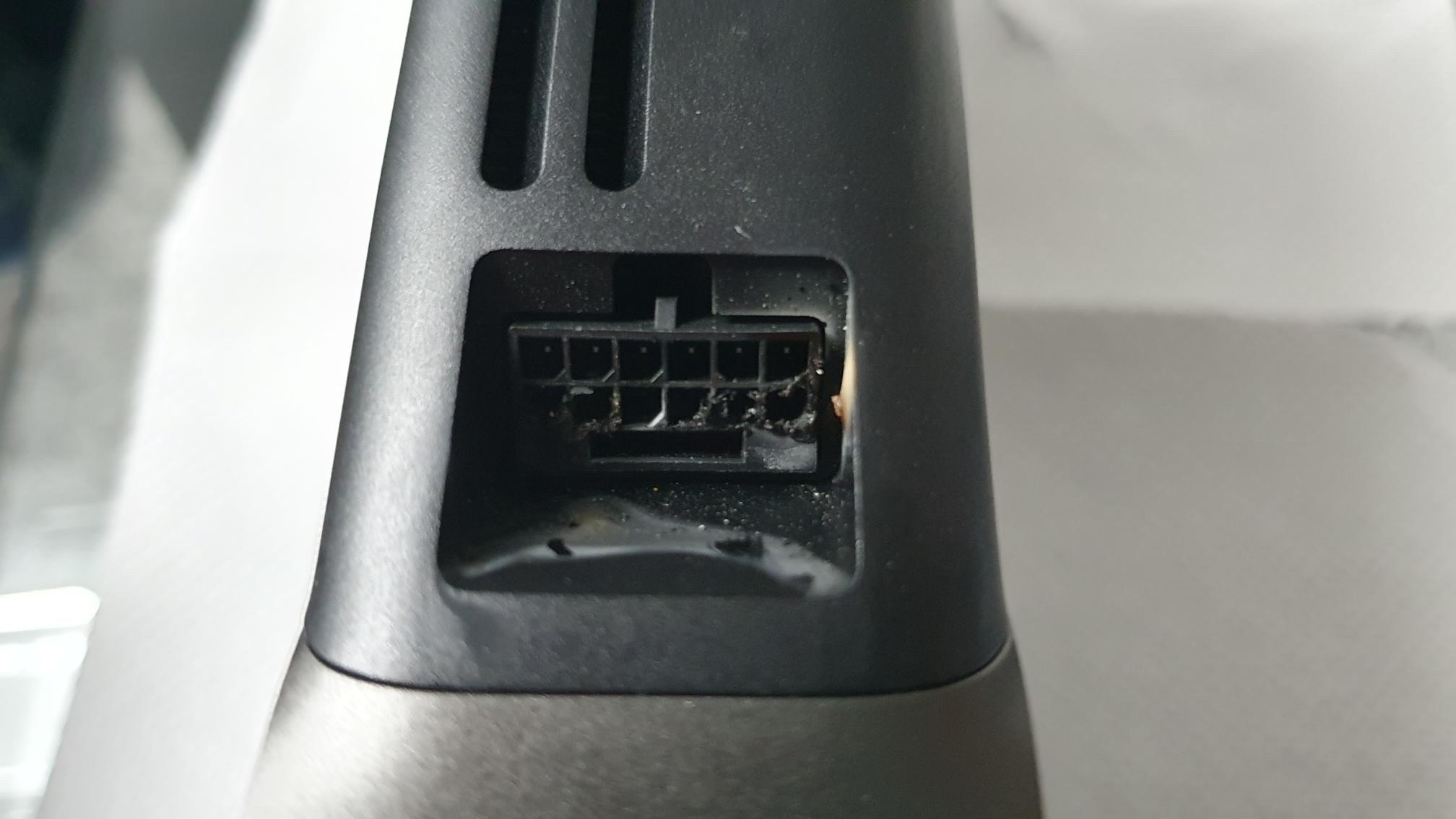 سوختن کانکتور 16 پین کارت گرافیک RTX 5090