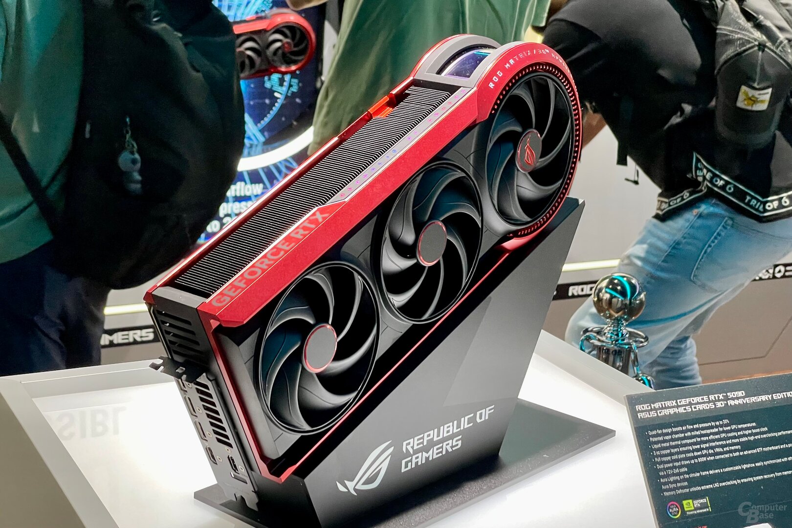 کارت گرافیک ROG Matrix RTX 5090 معرفی شد 🔥 هیولای 800 واتی ایسوس 