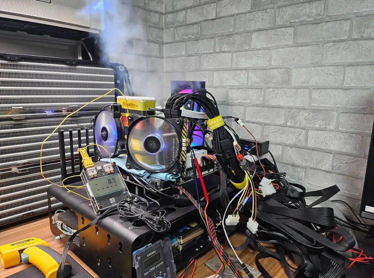 کارت گرافیک RTX 5090 Lightning Z