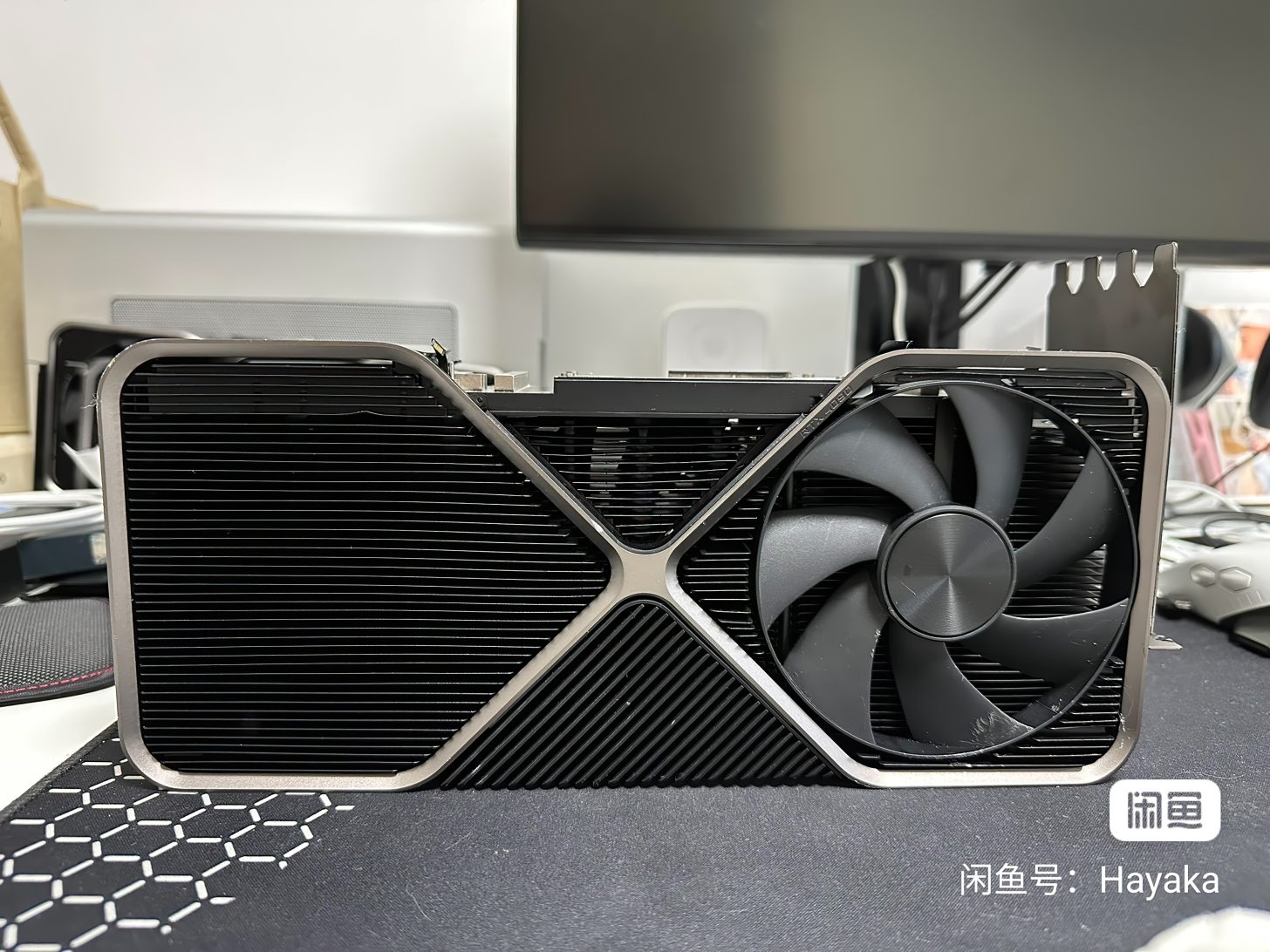 RTX 4090 and RTX 5090
