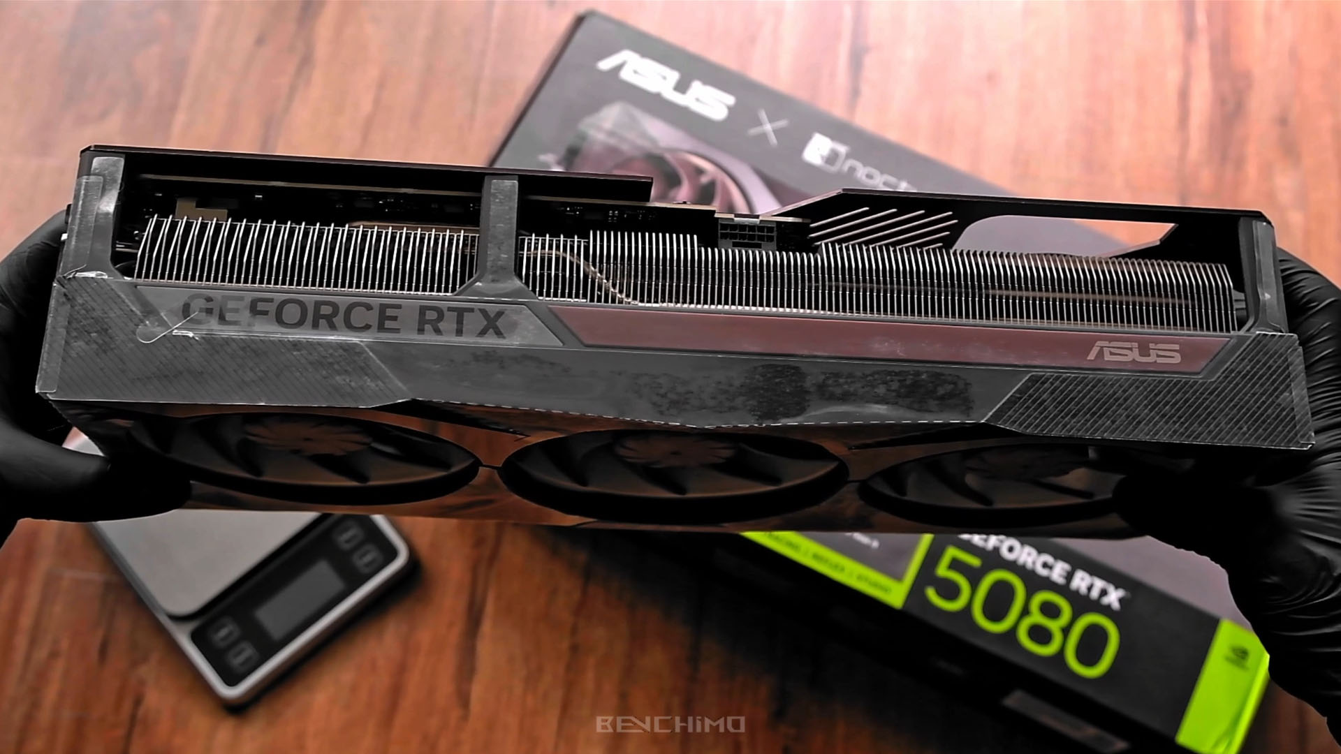 ابعاد بسیار بزرگ RTX 5080 NACTUA
