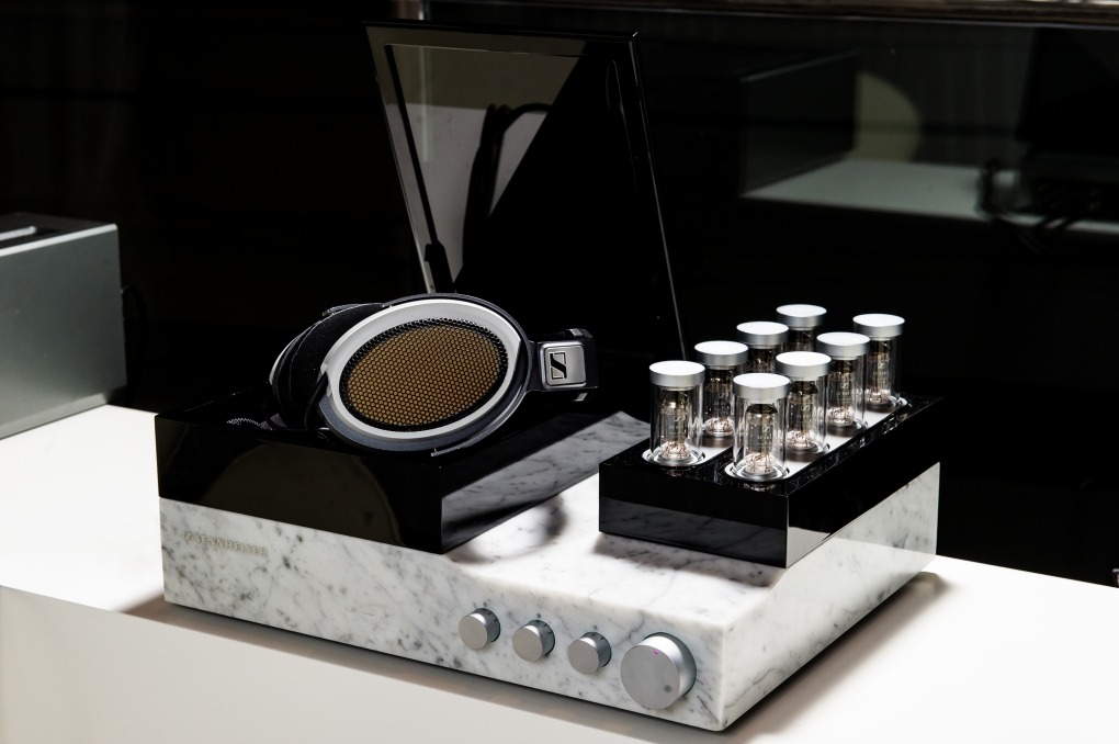 هدفون Sennheiser HE 1